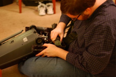 Scott trying to fix the vacuum